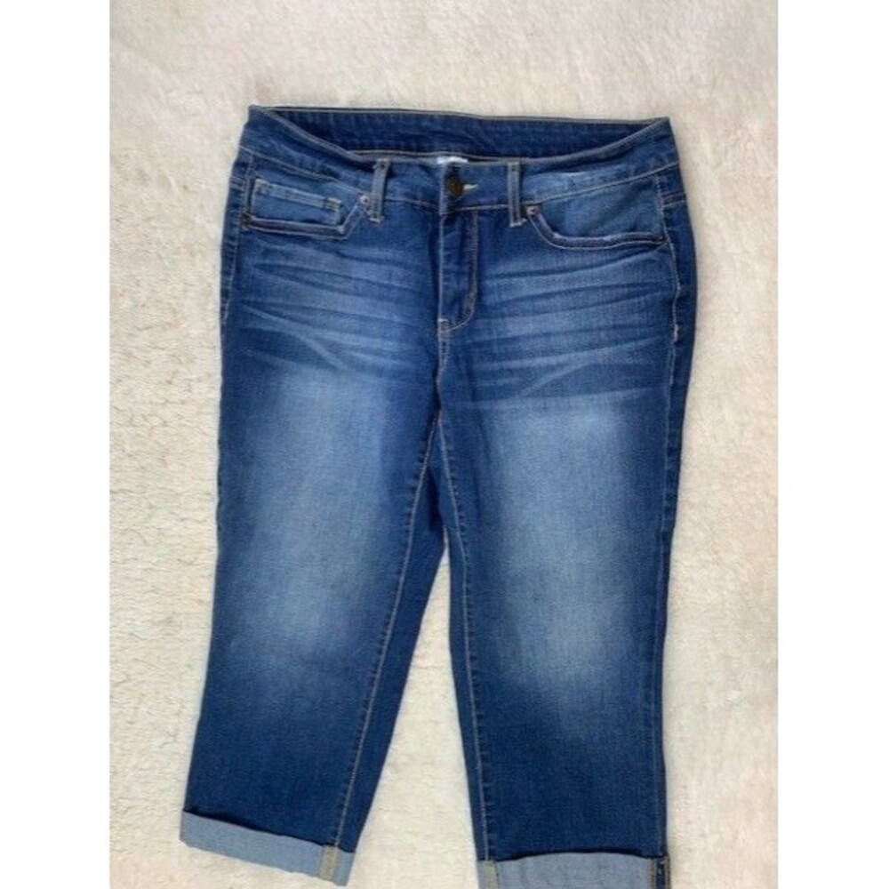 Time And Tru Size 12 Womens Crop Jeans Med Wash Mid Rise